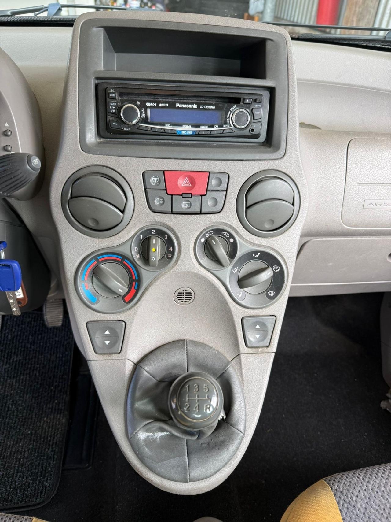 Fiat Panda 4x4 Diesel 1.3 MJT Uniproprietà NEOPATENTATI