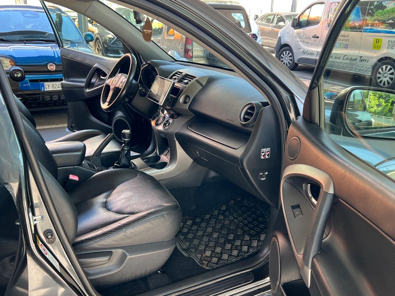 Toyota RAV4 2.2 D-4D 4x4 136 CV PERFETTA - 2007