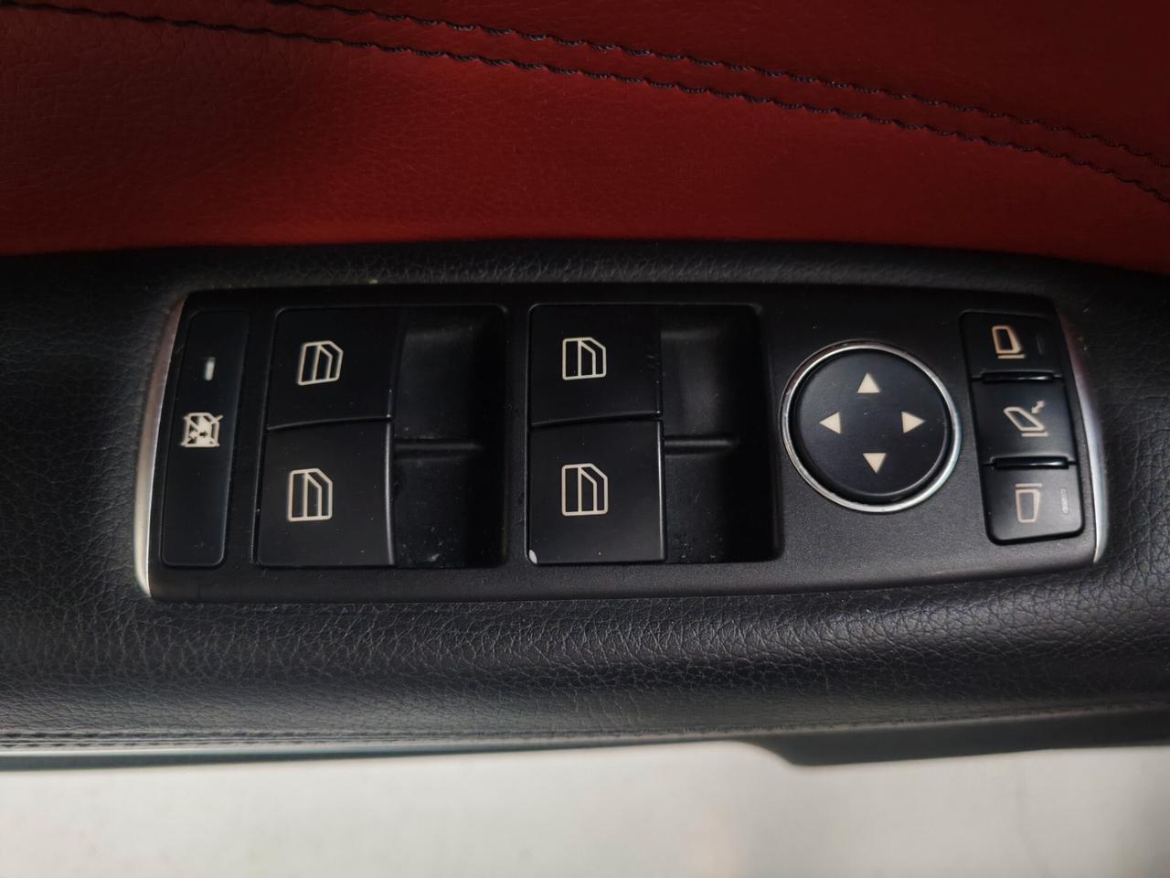 Mercedes-benz E 220 BlueTEC Cabrio Automatic Amg Special Edition