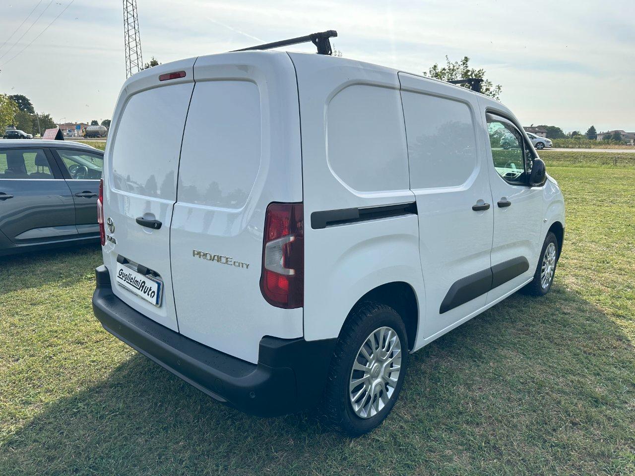 TOYOTA Proace City 1.5D 100cv S&S VAN 3 POSTI