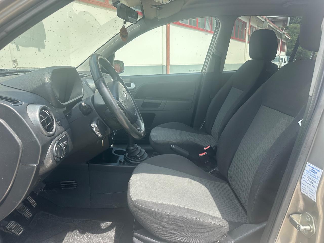 Ford Fusion 1.4 16V 5p.