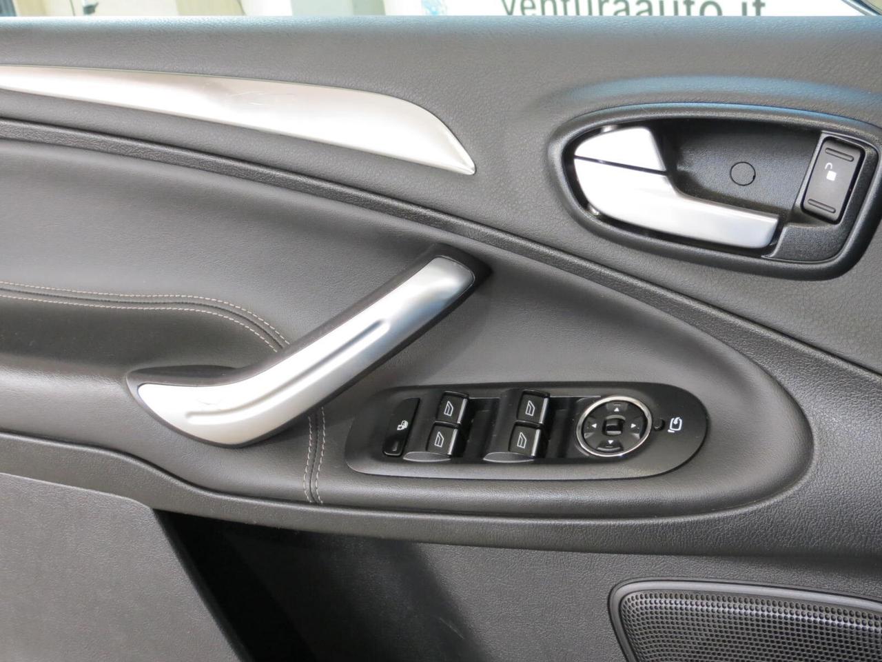 Ford S-Max 2.0 TDCI 163 CV POWERSHIFT TITANIUM