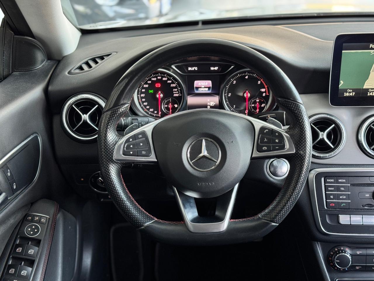 Mercedes-benz CLA 220 d 4Matic Automatic Premium AMG