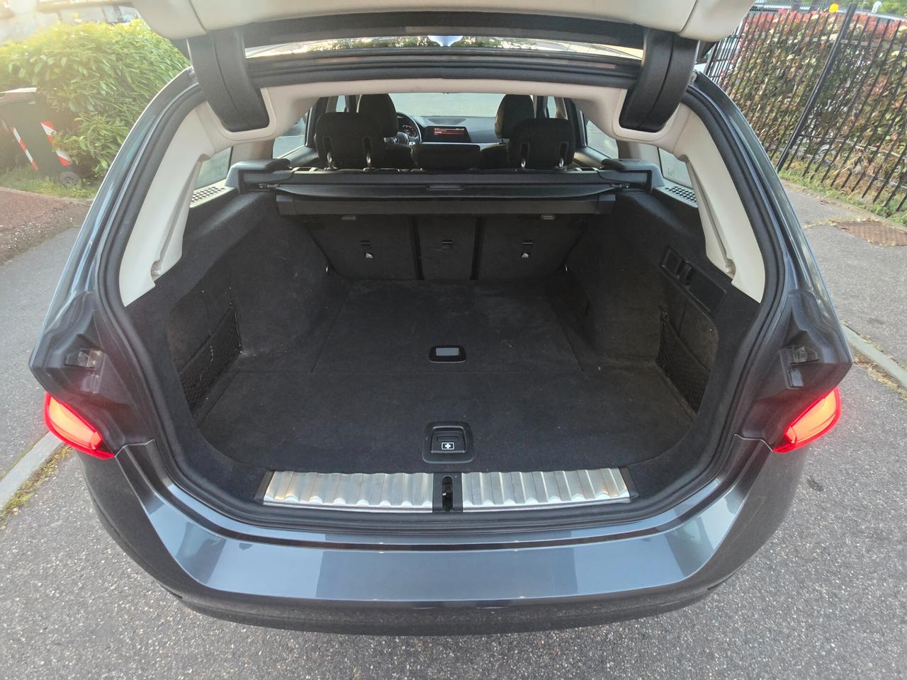 Bmw 316 316d Touring Business Advantage Automatica 2.0Mhev 48V