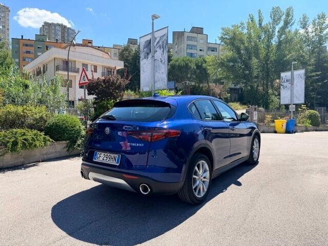 Alfa Romeo Stelvio 2.2 Turbodiesel 190 CV AT8 RWD Executive