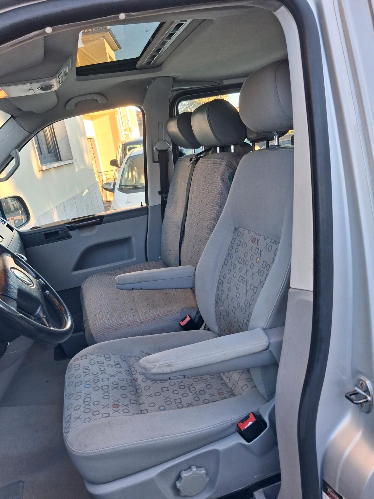 Volkswagen Multivan 2.5 TDI/130CV Comfortline