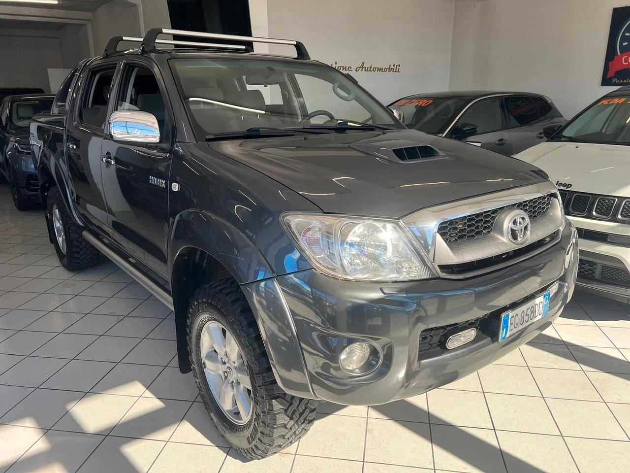 Toyota Hilux 3.0 D-4D aut.4WD 4p. DC Stylex