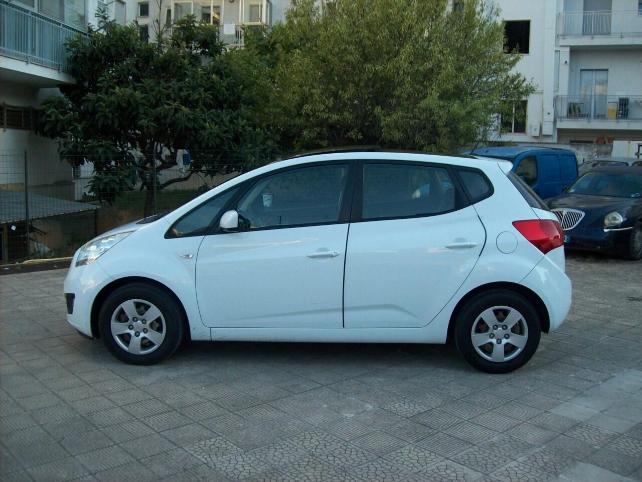 Kia Venga 1.4 CRDi 90CV Active Tetto Panoramico Apribile