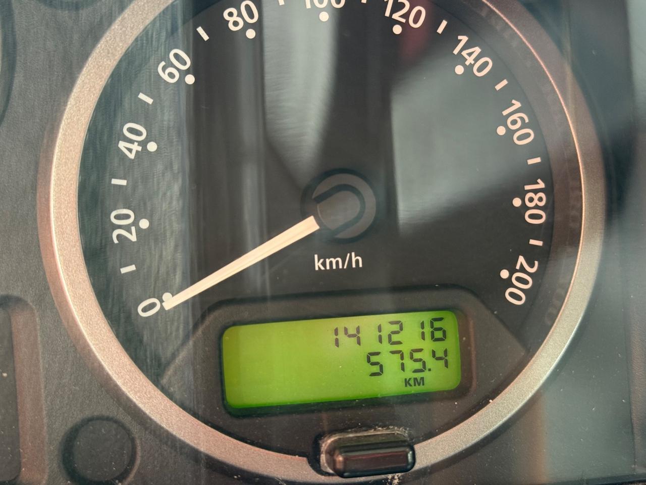 Land Rover Defender 90 2.4 TD4