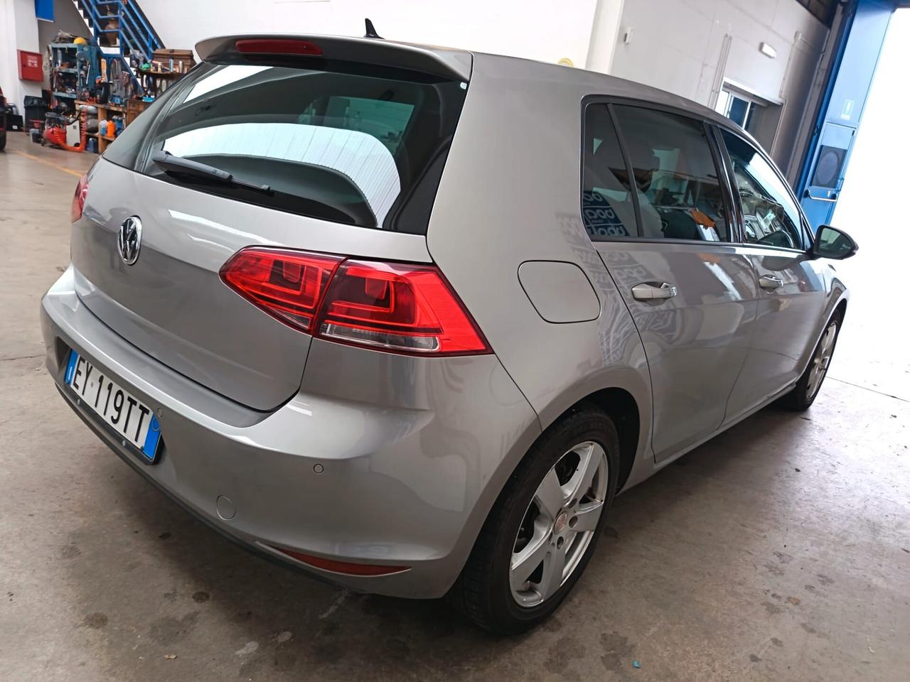 Volkswagen Golf 1.6 TDI 5p. Highline BlueMotion Technology