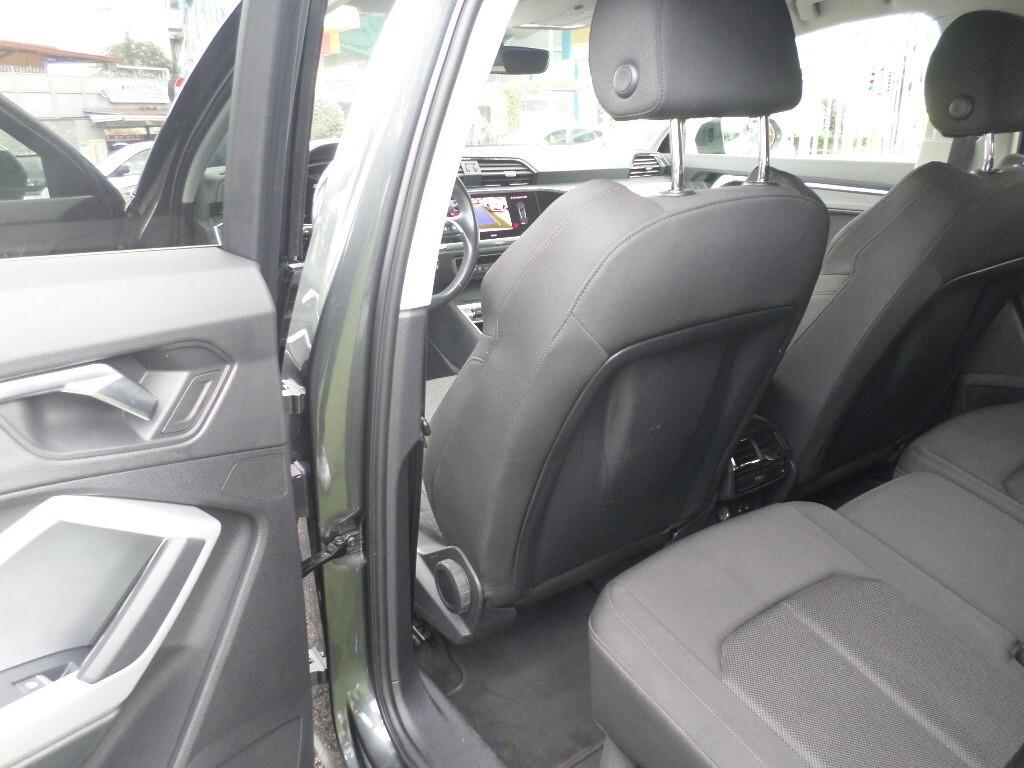 Audi Q3 SPB 35 TFSI S line edition