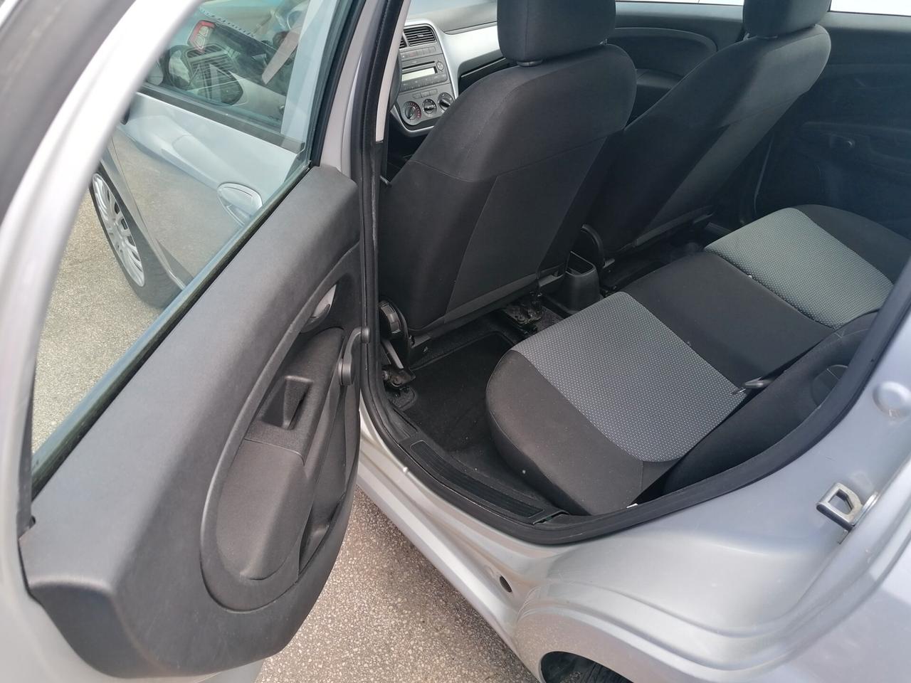 Fiat Punto 1.2 8V 5 porte Street 2013