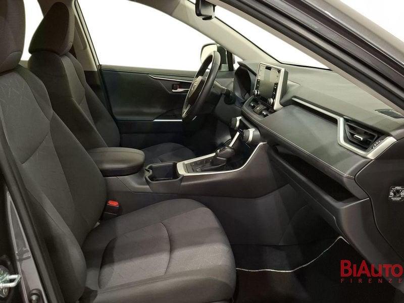 Toyota RAV4 Rav4 2.5 vvt-ie h Active 2wd 218cv e-cvt