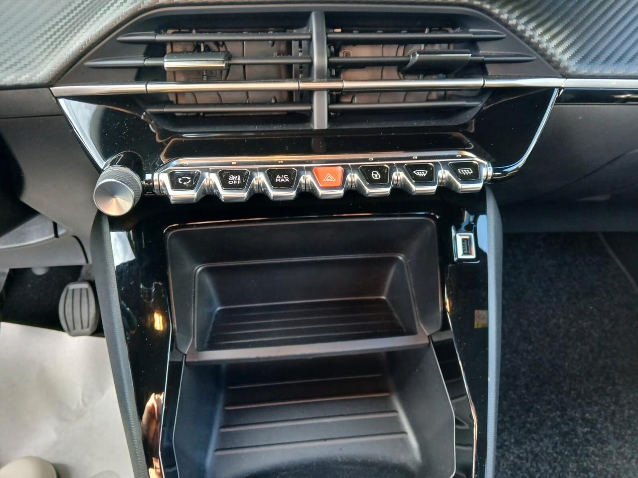 Peugeot 2008 PureTech 100 S&S Allure Pack