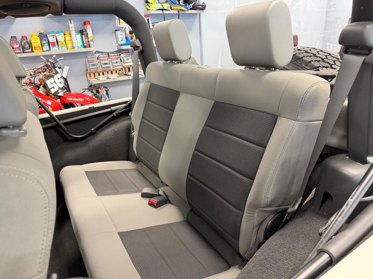 Jeep Wrangler Unlimited 2.8 CRD Sport Auto