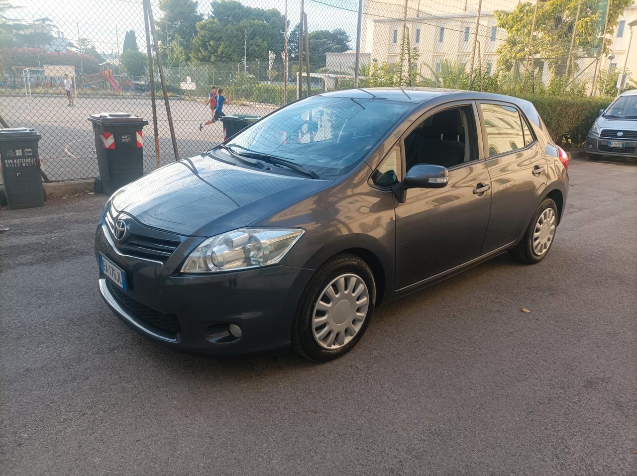 Toyota Auris 1.4 D-4D 5 porte Sol Perfetta