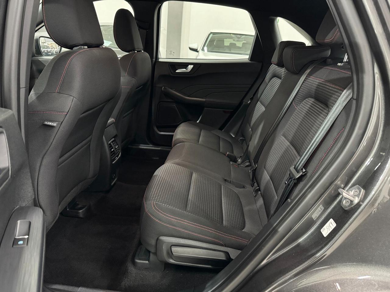 Kuga Full Hybrid 190CV ST-Line COME NUOVA