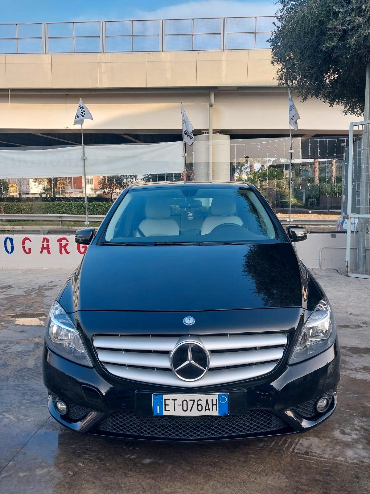 Mercedes-benz B 160 CDI Premium CON SOLO 67000 KM