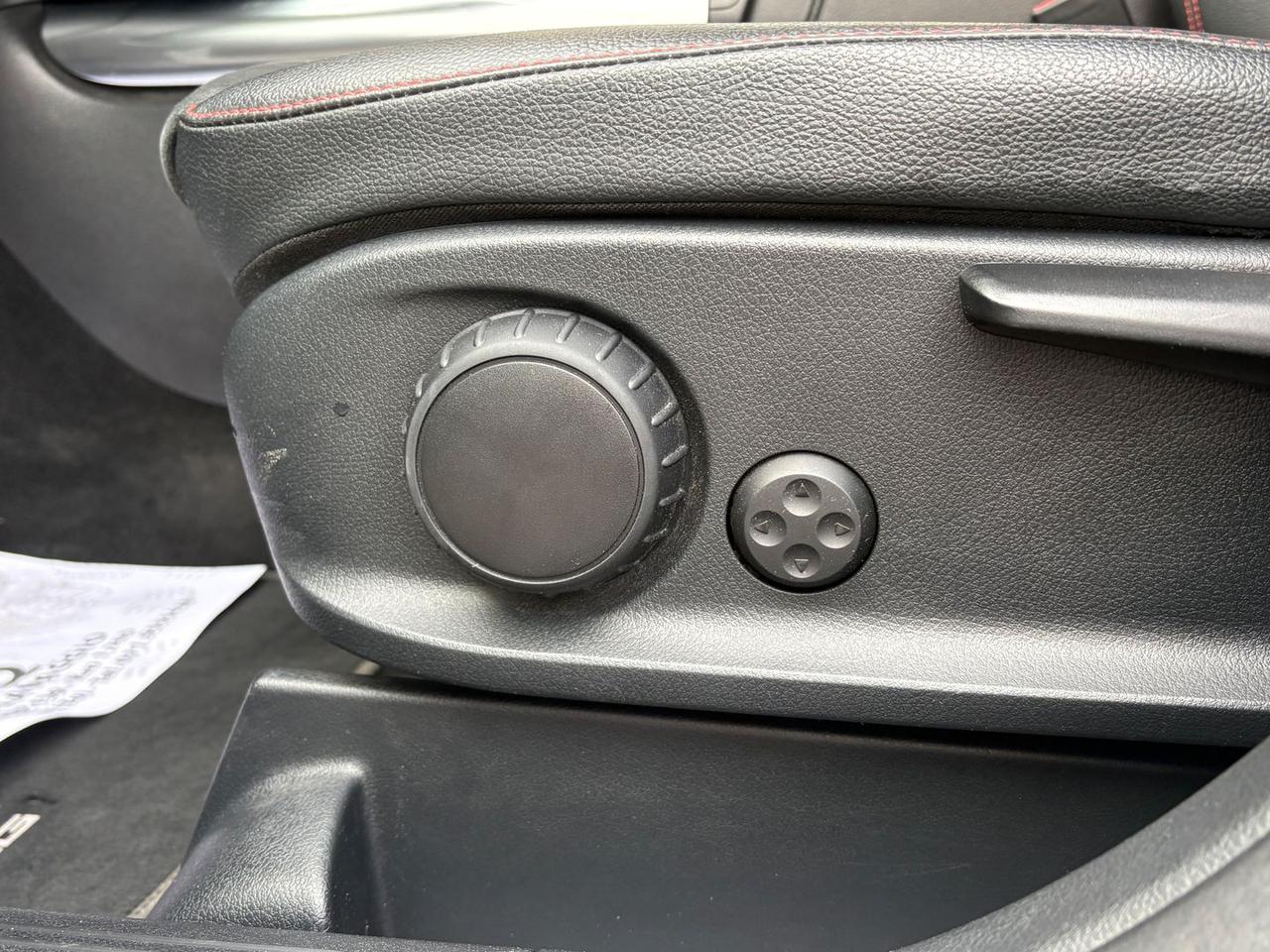 Mercedes-Benz GLA 200 GLA-Clas #8981