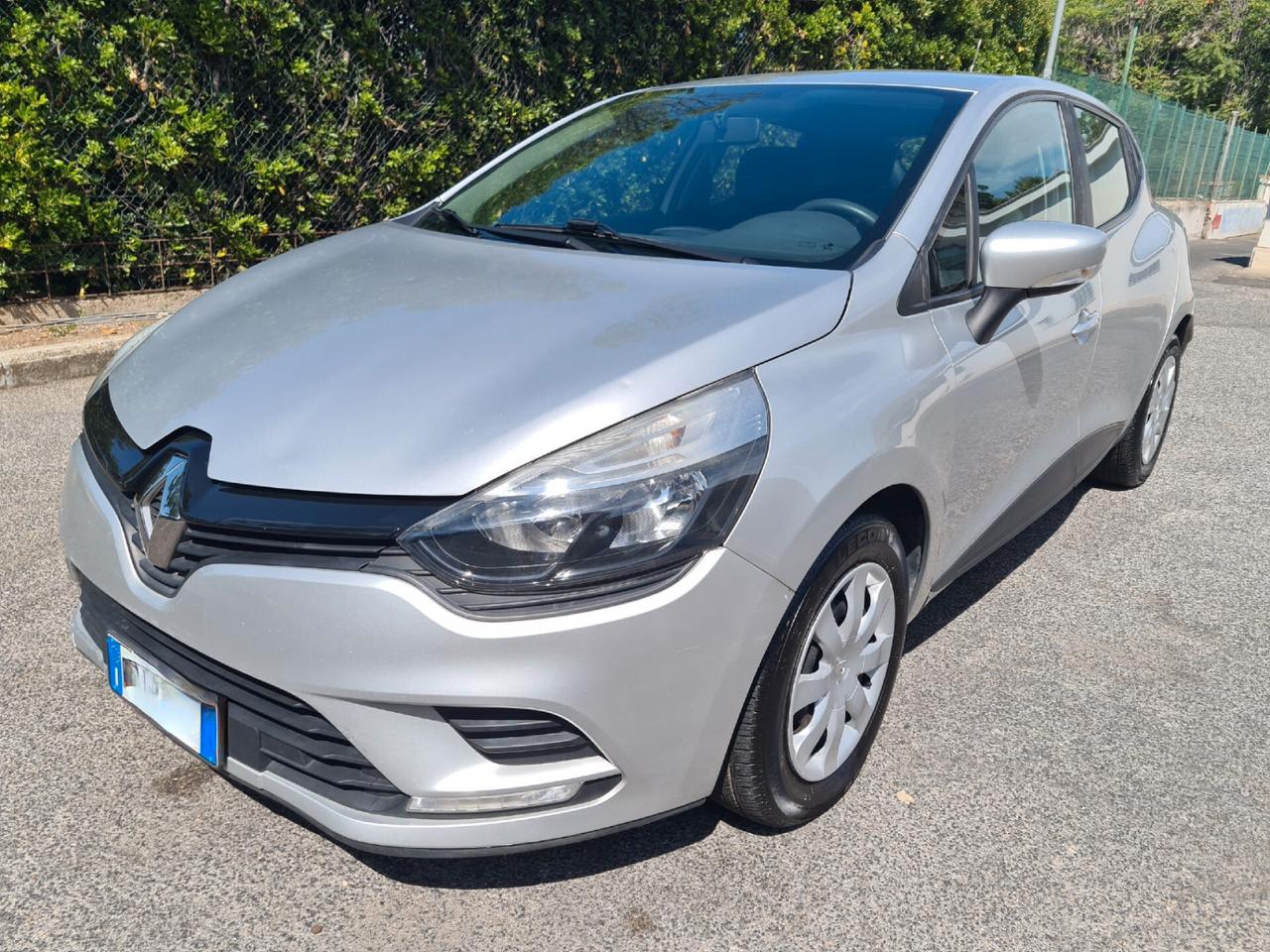 Renault Clio 1.2 75Cv VARI COLORI E CILINDRATE