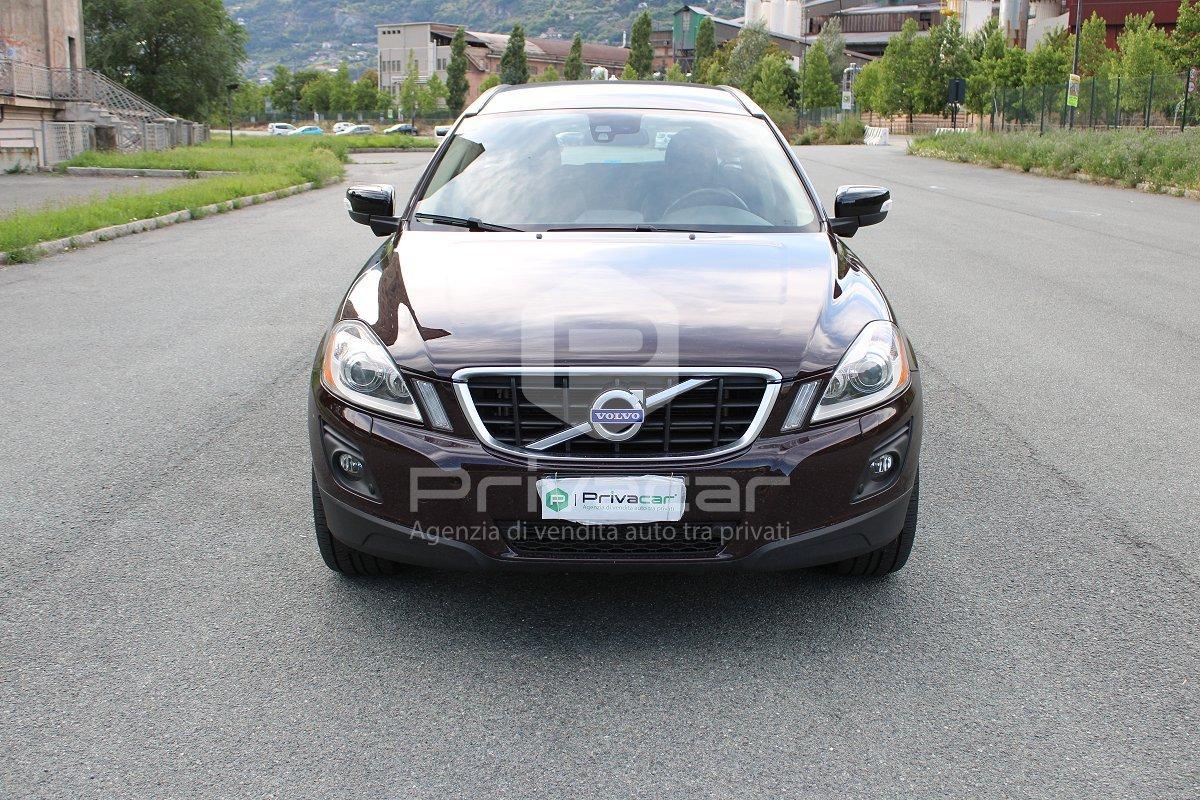 VOLVO XC60 D5 AWD Geartronic Summum