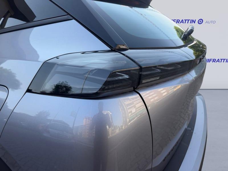 PEUGEOT 2008 HYBRID 145 E-DCS6 STYLE