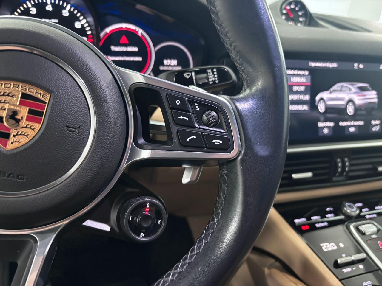 PORSCHE CAYENNE COUPE 3.0 V6 TETTO-LED