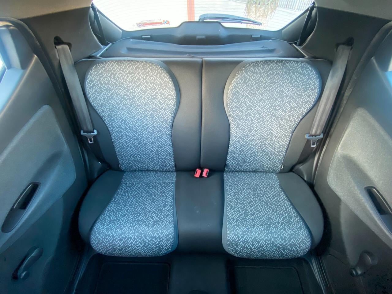 Lancia Ypsilon 1.2 69 CV 5 porte Elefantino