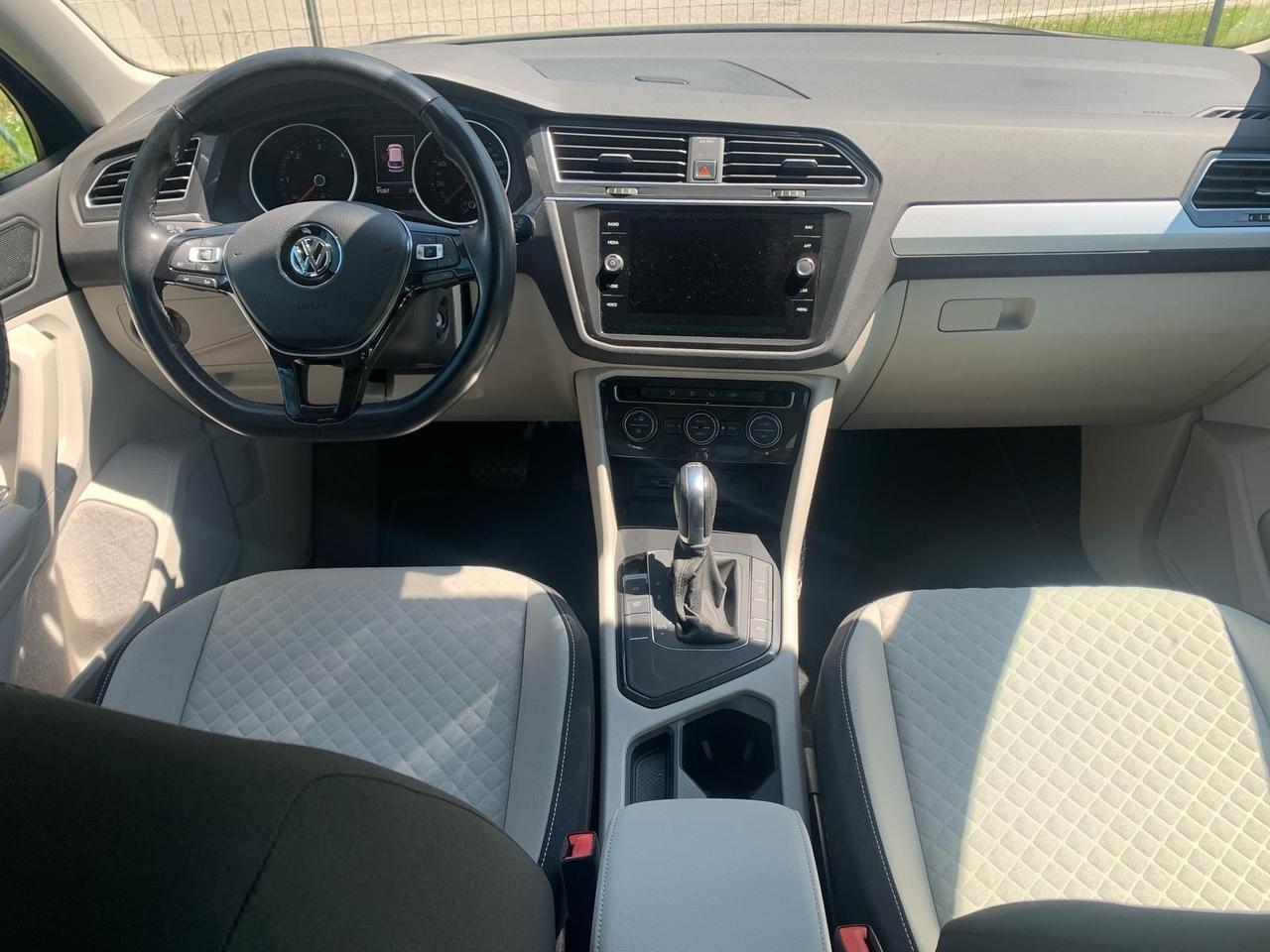 Volkswagen Tiguan 2.0 TDI SCR DSG Business BlueMotion Technology