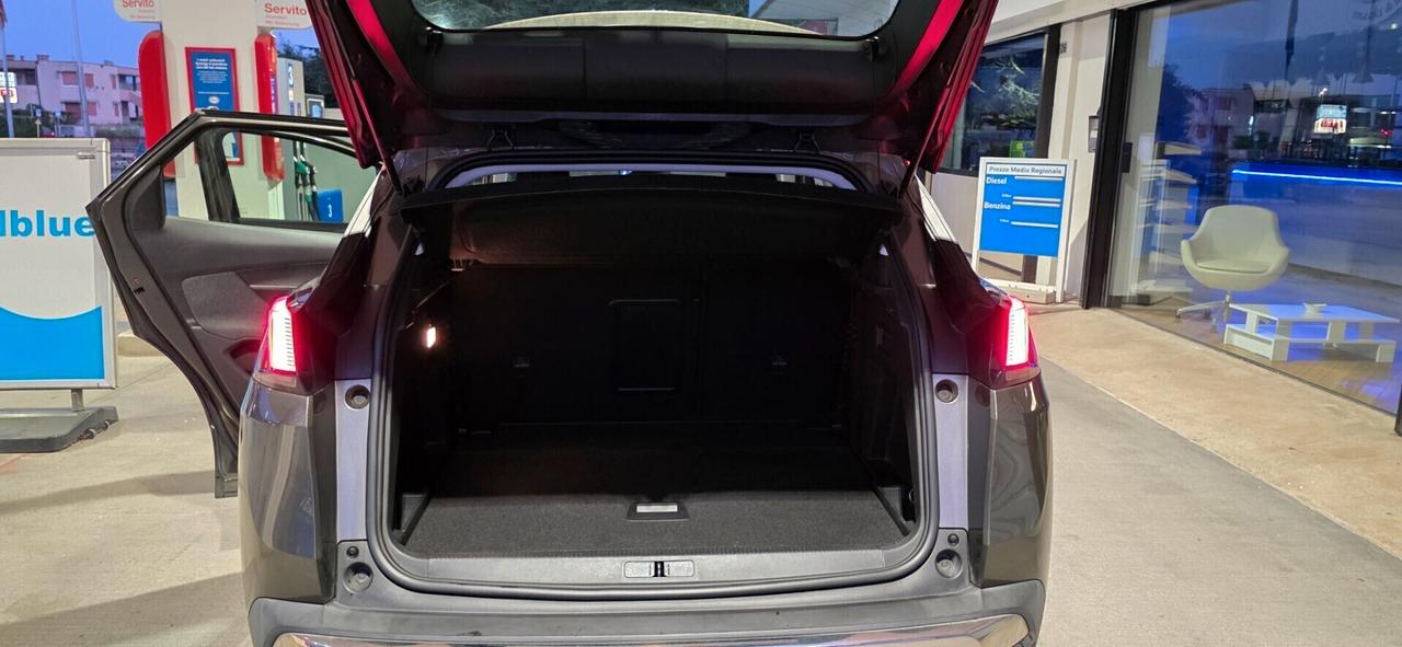 Peugeot 3008 BlueHDi 130 cv Active IVA ESPOSTA