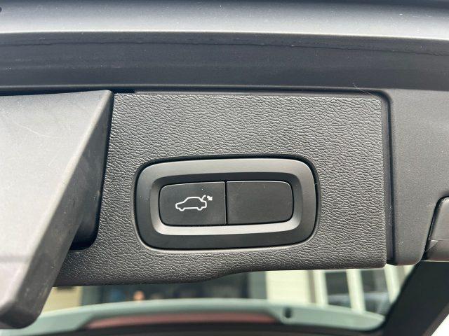 VOLVO XC60 D4 Geartr. R-Design