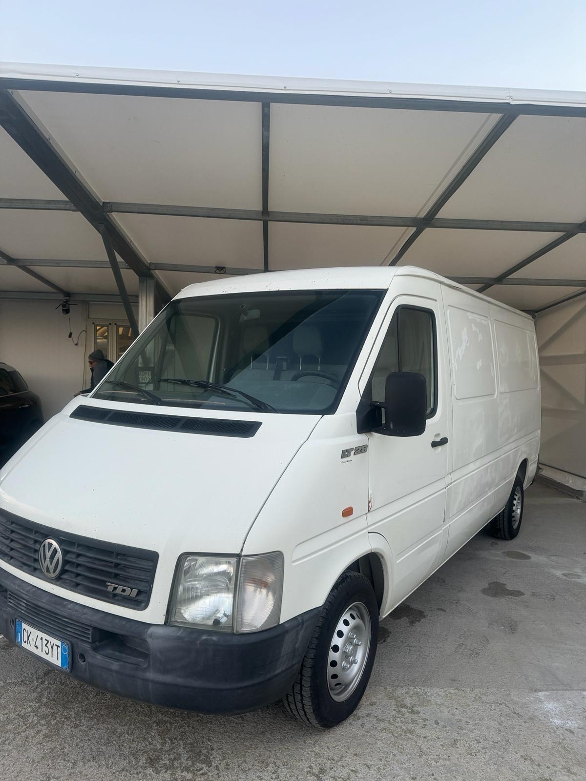 Volkswagen VW LT 28 2.5 TDI Diesel 109 CV / 80 kW