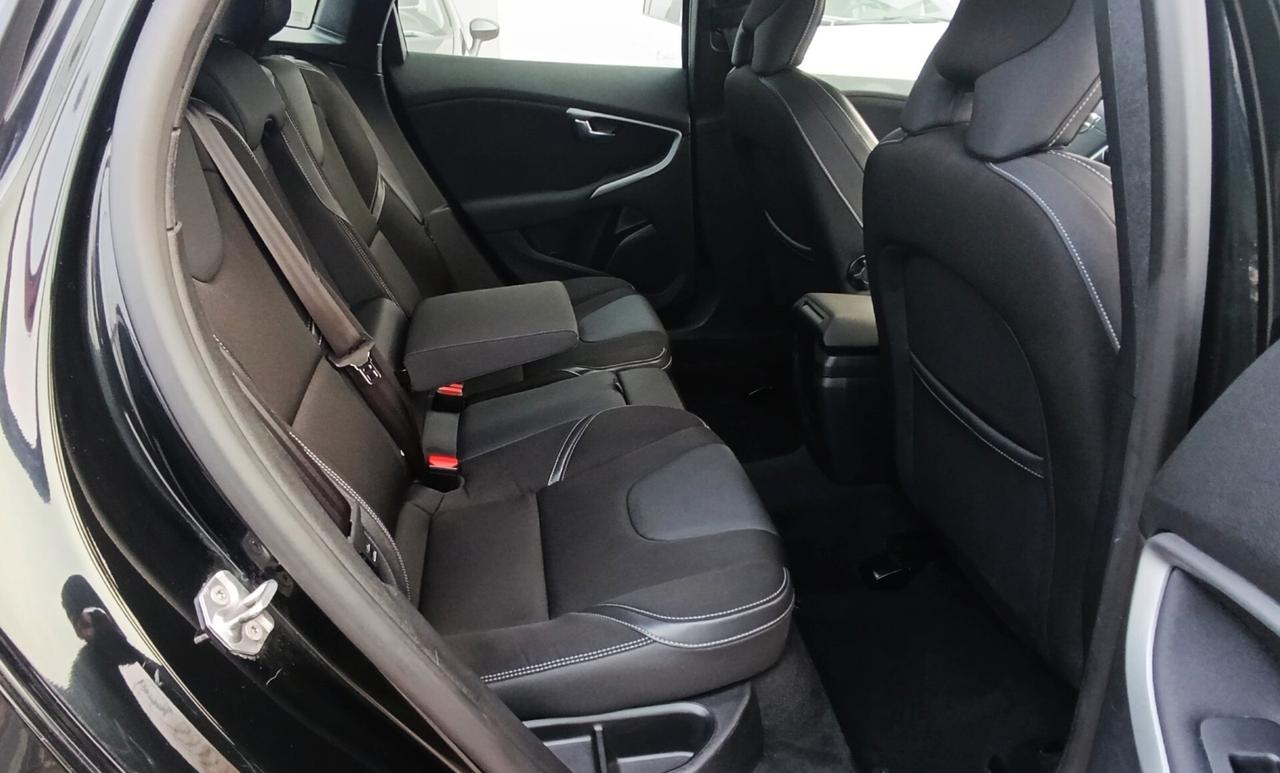 Volvo V40 D2 Business Plus 2.0d 120cv