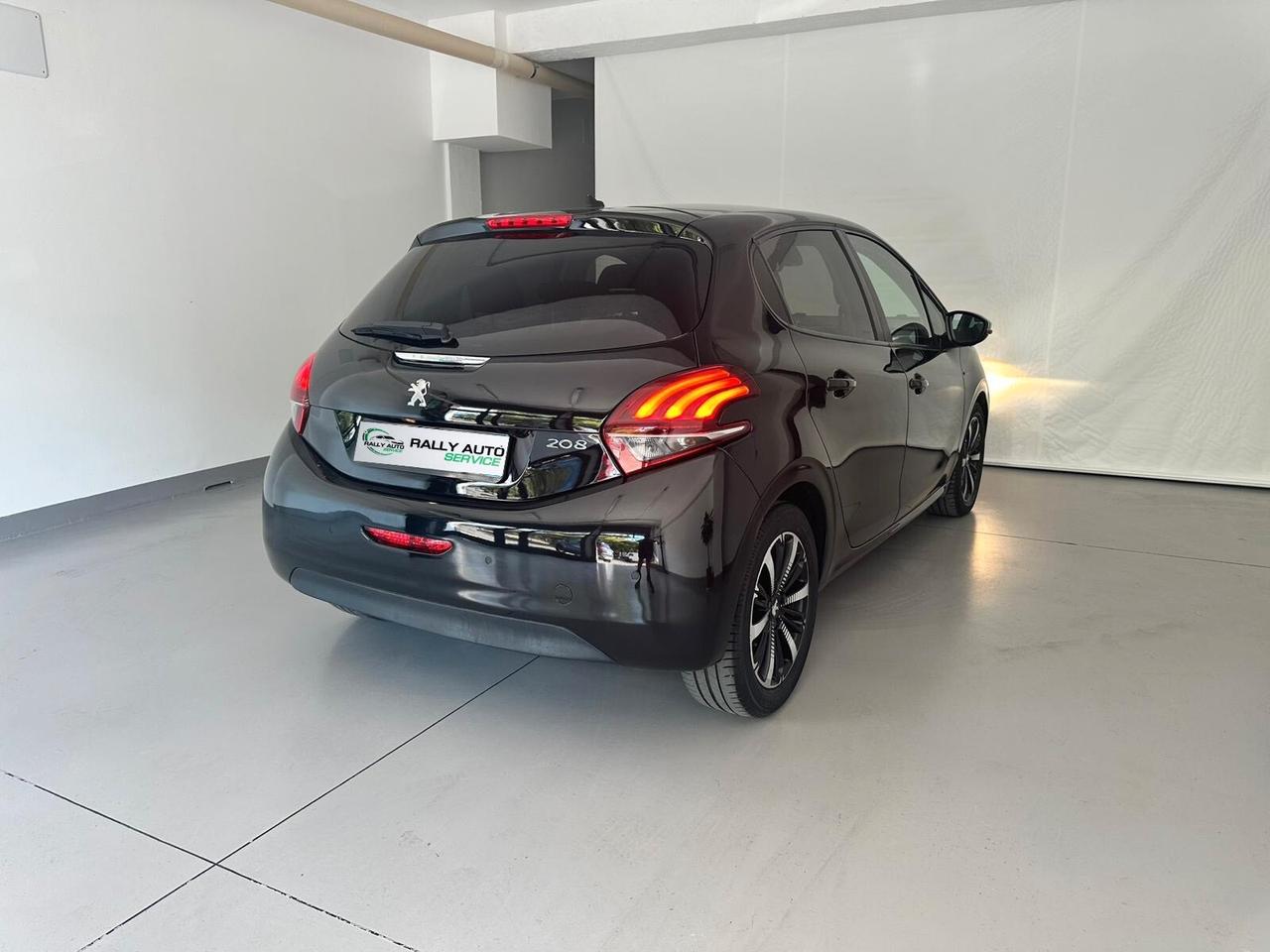 Peugeot 208 BlueHDi 100 S&S 5 porte Signature
