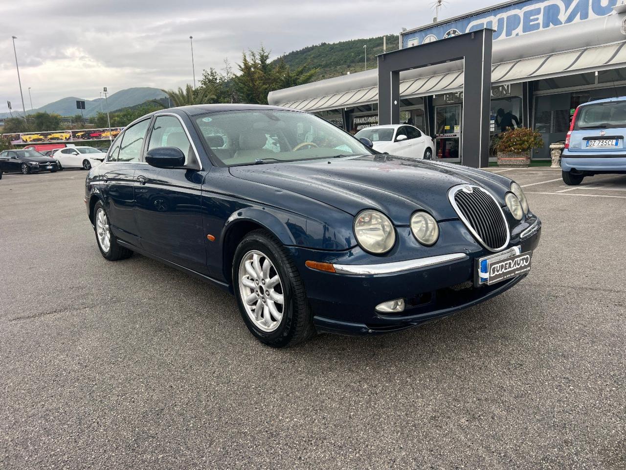Jaguar S-Type 3.0 V6 24V GPL Executive LEGGI DESCRIZIONE