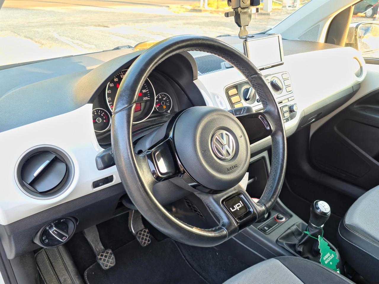 Volkswagen up! 1.0 3p. take CV-75 E5B Manuale NEO 2012