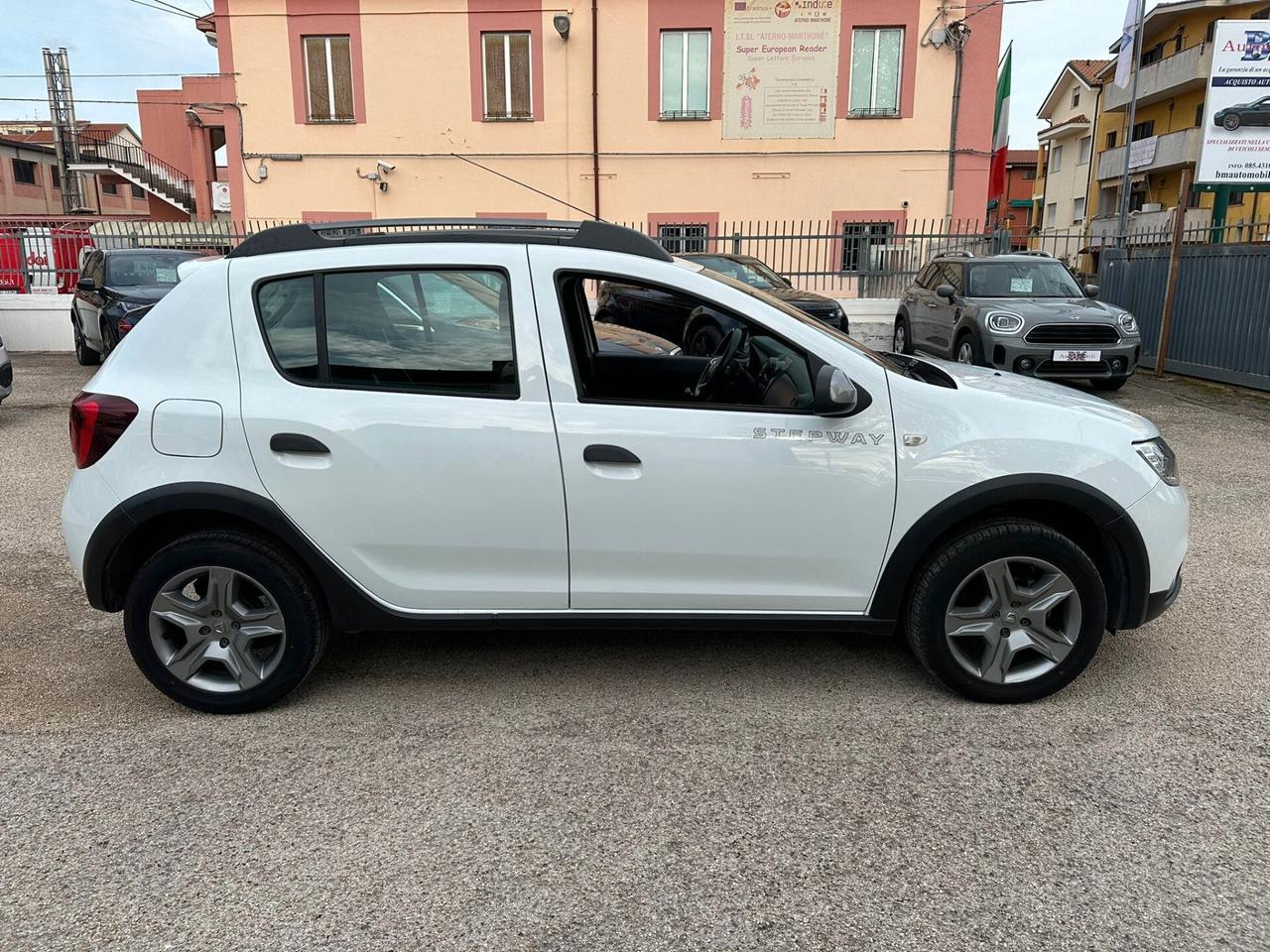 DACIA SANDERO STEPWAY 1.5 BLUE DCI 95 CV COMFORT