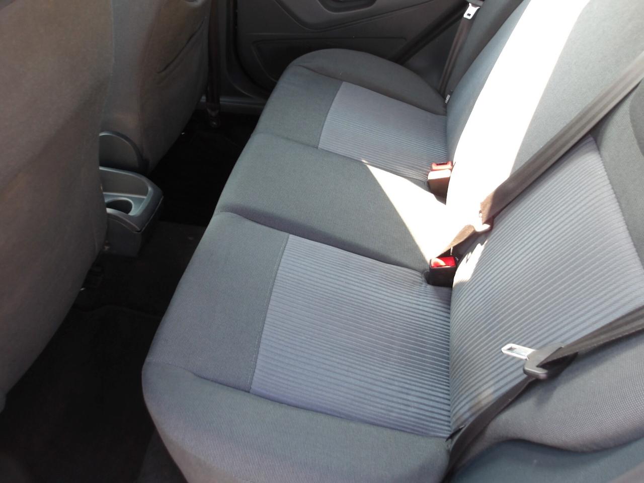 FORD FIESTA 1.2 BENZ-2011-GARANZIA FULL