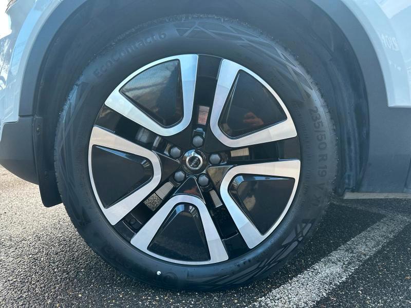 Volvo XC40 1.5 t2 Momentum auto my21