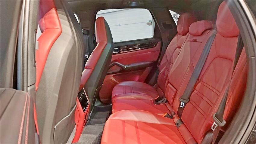 Porsche Cayenne 3.0 V6 E-Hybrid