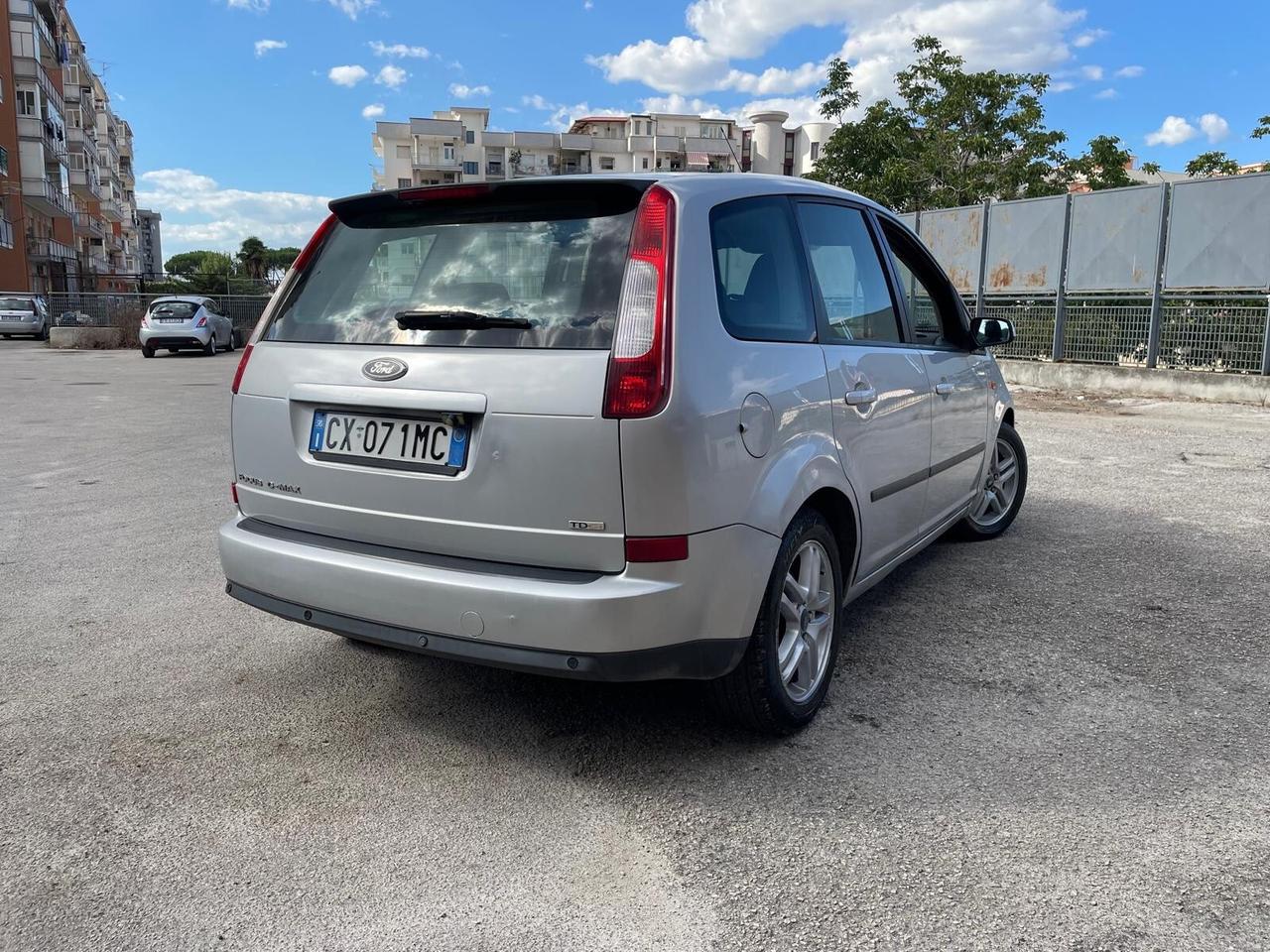 Ford Focus C-Max 1.6 TDCi (90CV) in ottime condizioni