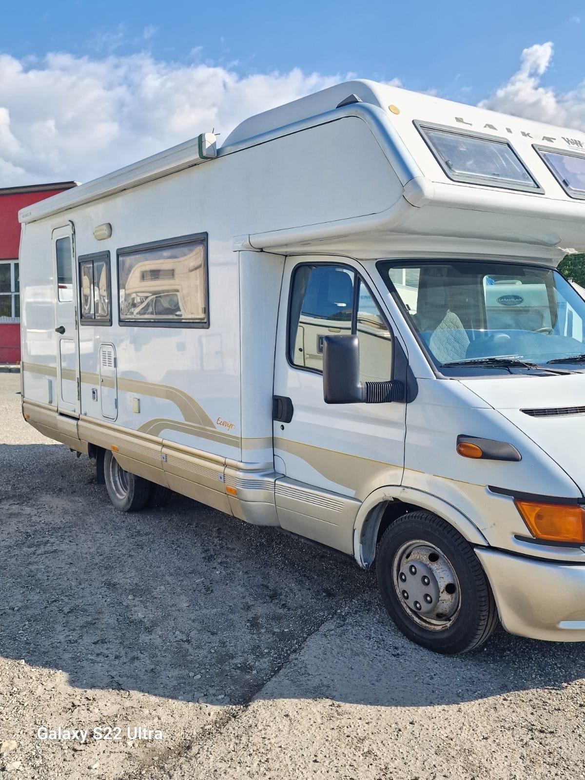 122 laika Ecovip 2 MANSARDATO del 2000 in saldo