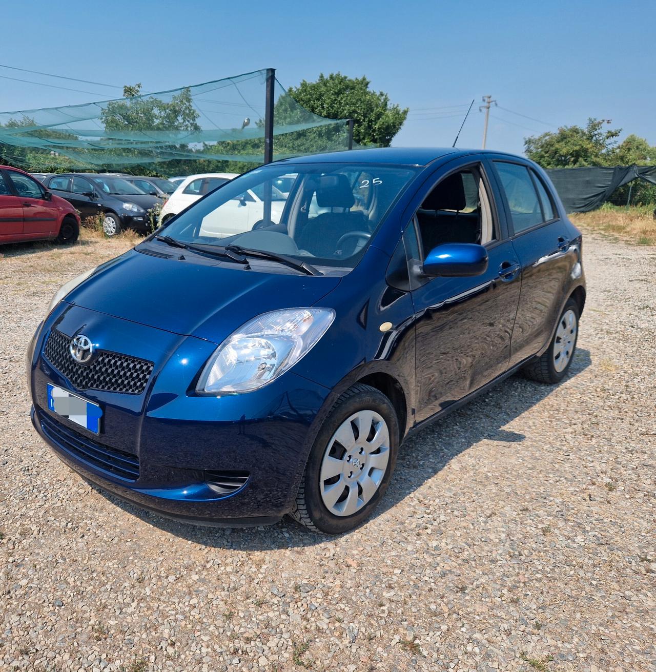 Toyota Yaris 1.0 5 porte Sol