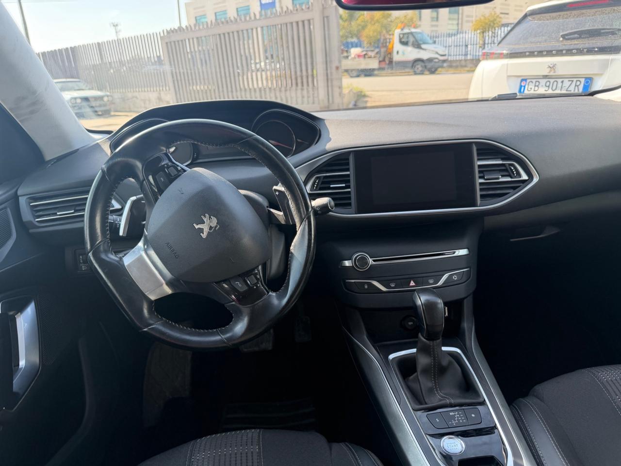 Peugeot 308 BlueHDi 120 S&S EAT6 Allure