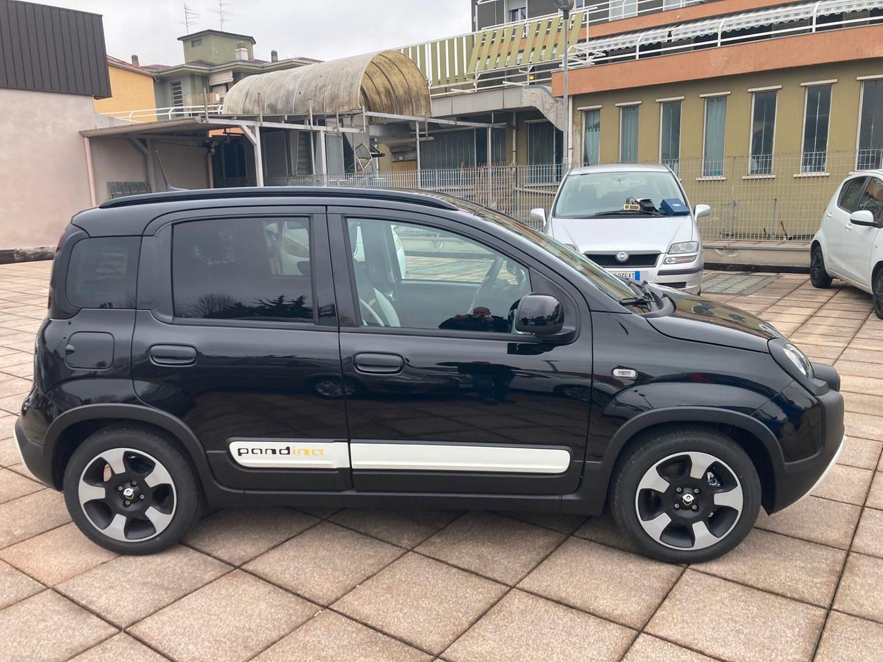 Fiat Panda 1.0 FireFly S&S Hybrid City Cross