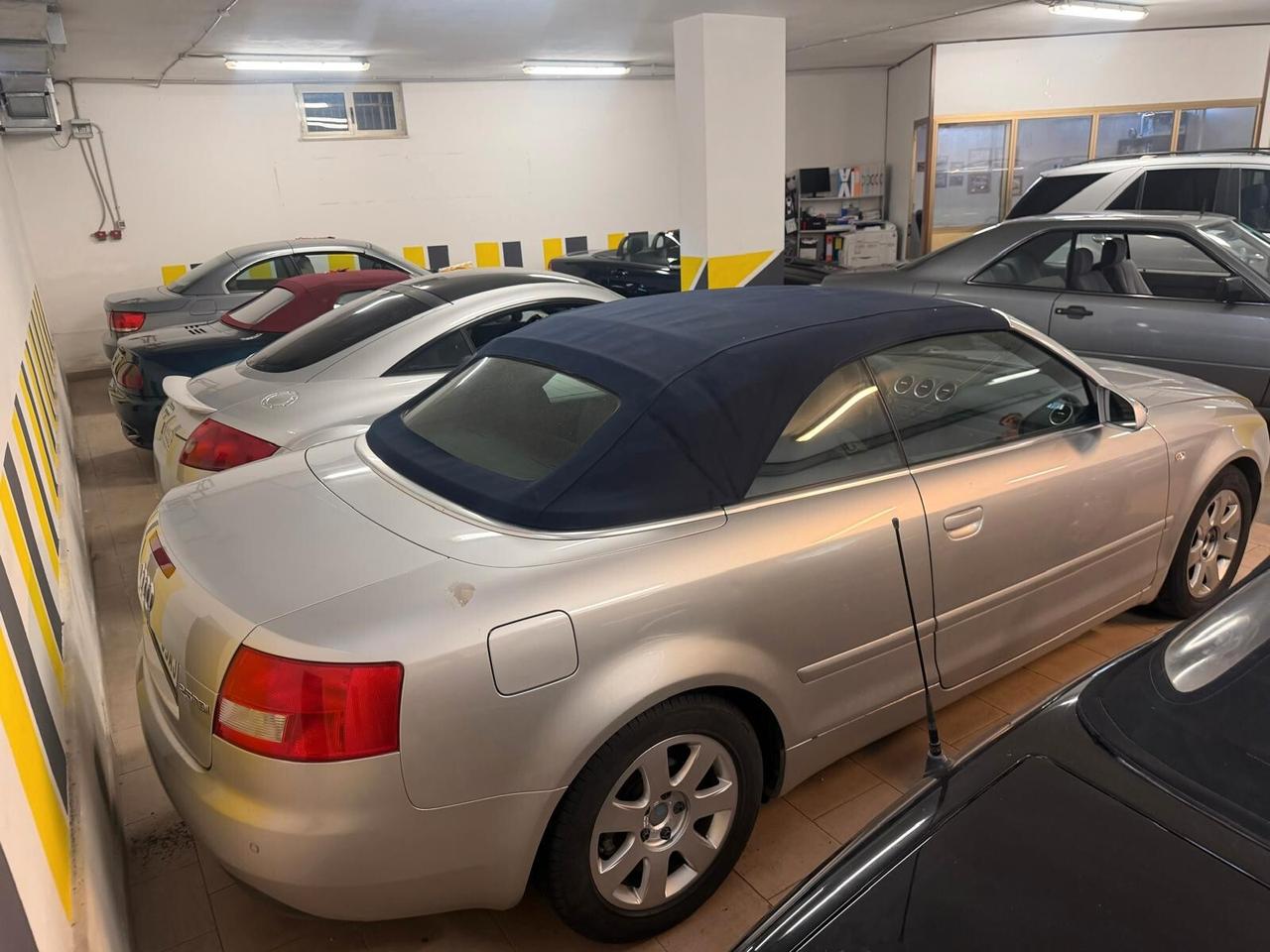 Audi A4 Cabriolet 2.5 V6 TDI cat