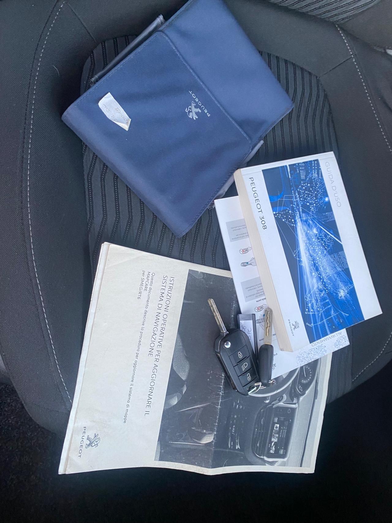 Peugeot 308 PureTech Turbo 130 S&S SW Allure