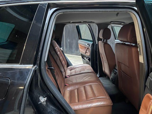 VOLKSWAGEN Touareg 3.2 V6 tiptronic