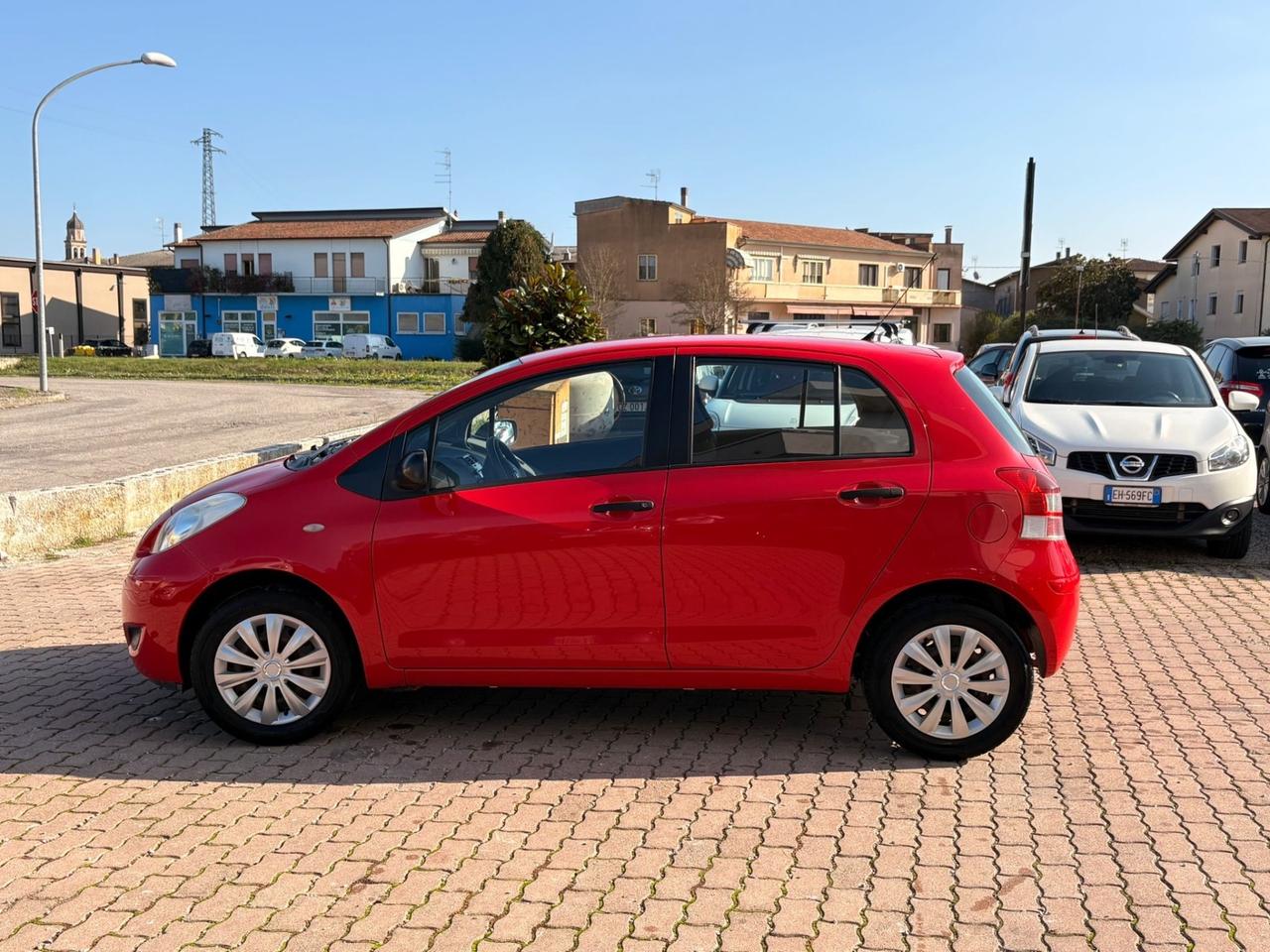 Toyota Yaris 1.0 5P Luxury pack