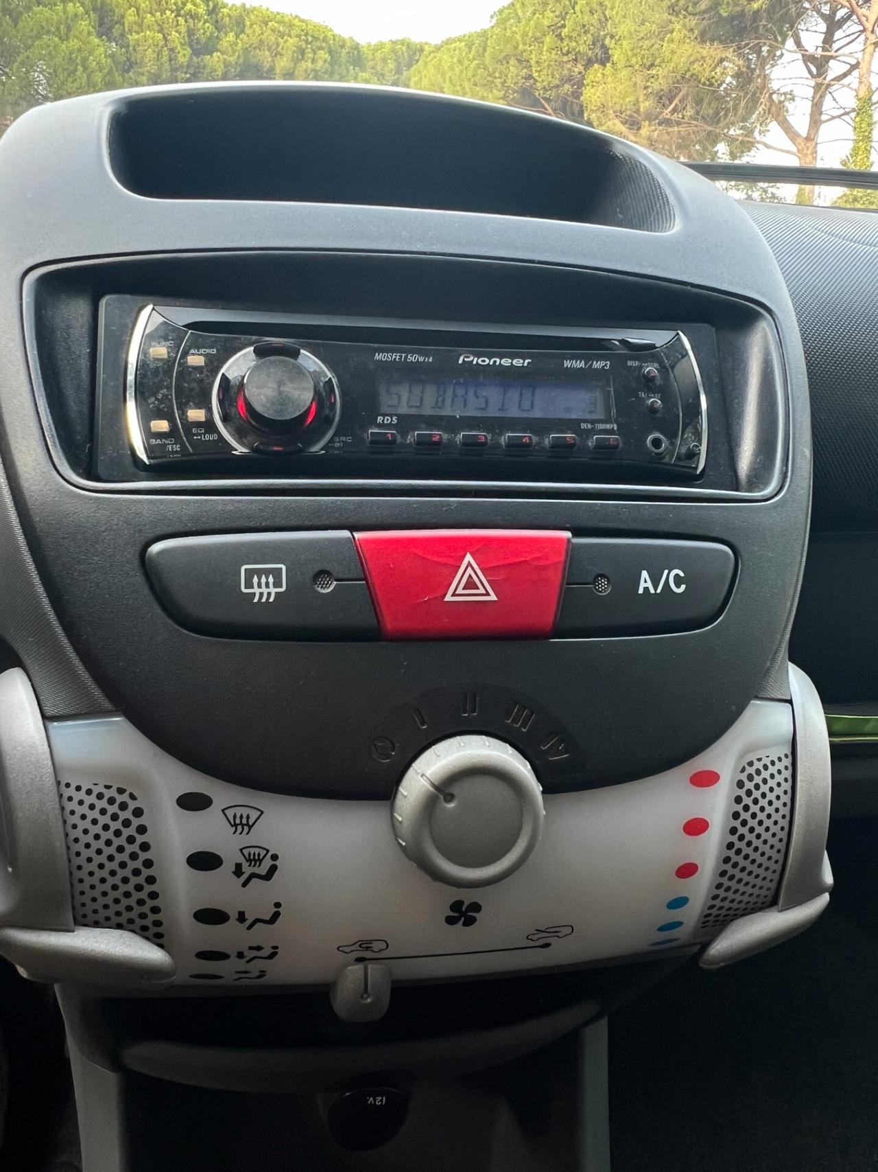 ADATTA PER NEOPATENTATI Peugeot 107 1.0 68CV 5p. Desir